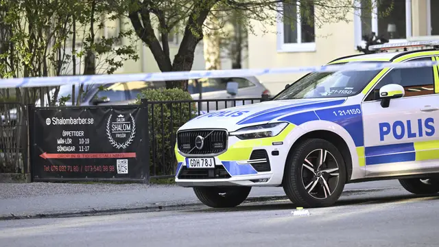 Autobús se estrella contra parada en Estocolmo: Se reportan muertos y heridos 3 Estocolmo 2