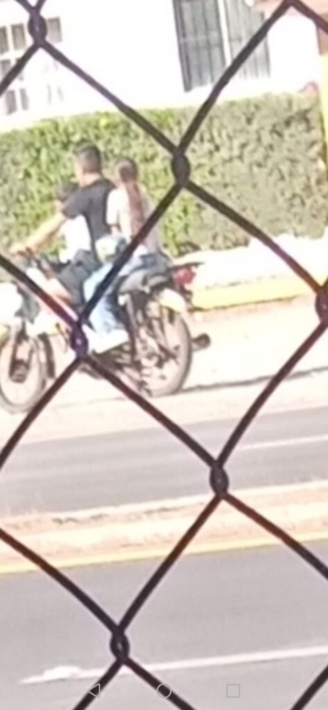 Niños en moto, riesgo latente 2 IMG 20251113 WA0133 1