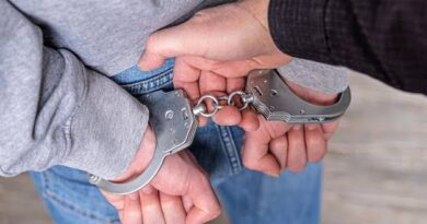 Arrestan a dos infractores