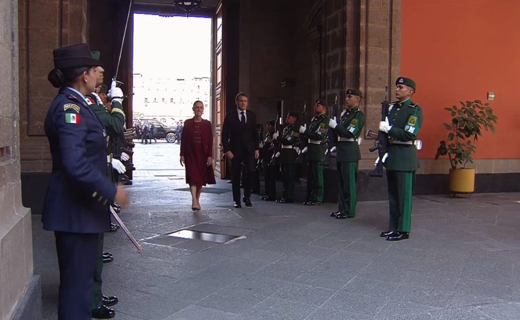 Claudia Sheinbaum recibe a Macron Palacio Nacional 4 macron 3