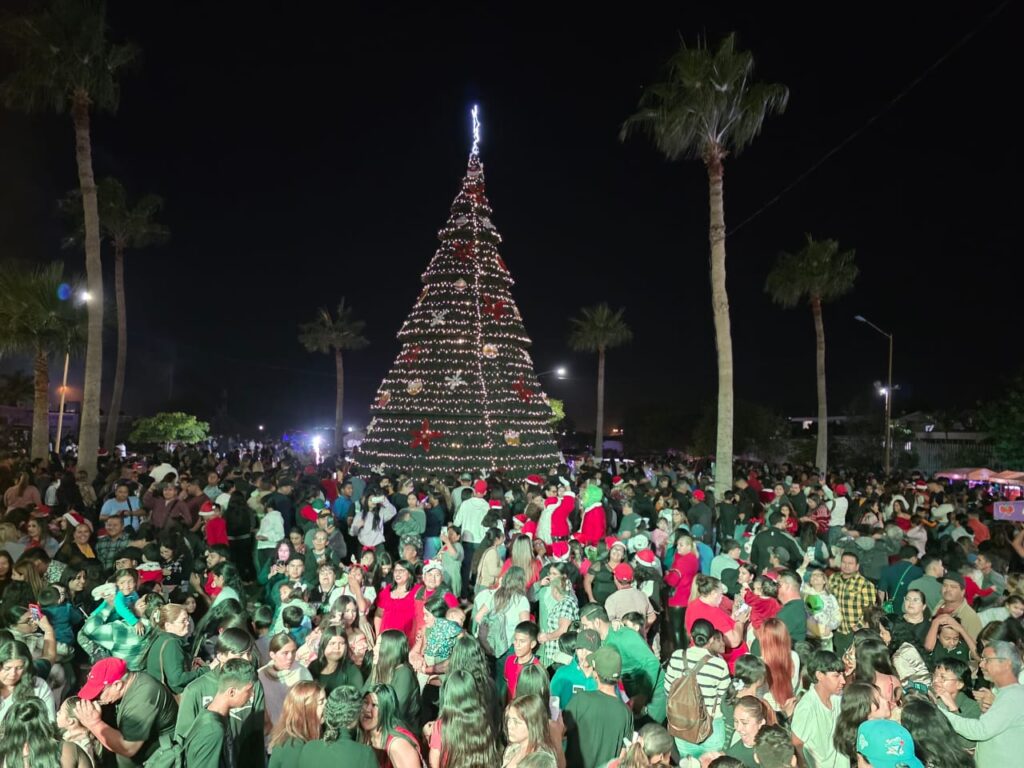 Realizan Desfile Navideño 1 111