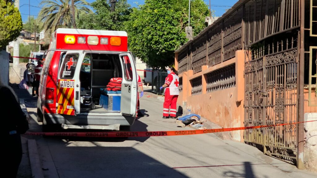 Hallan a mujer sin vida 5 172