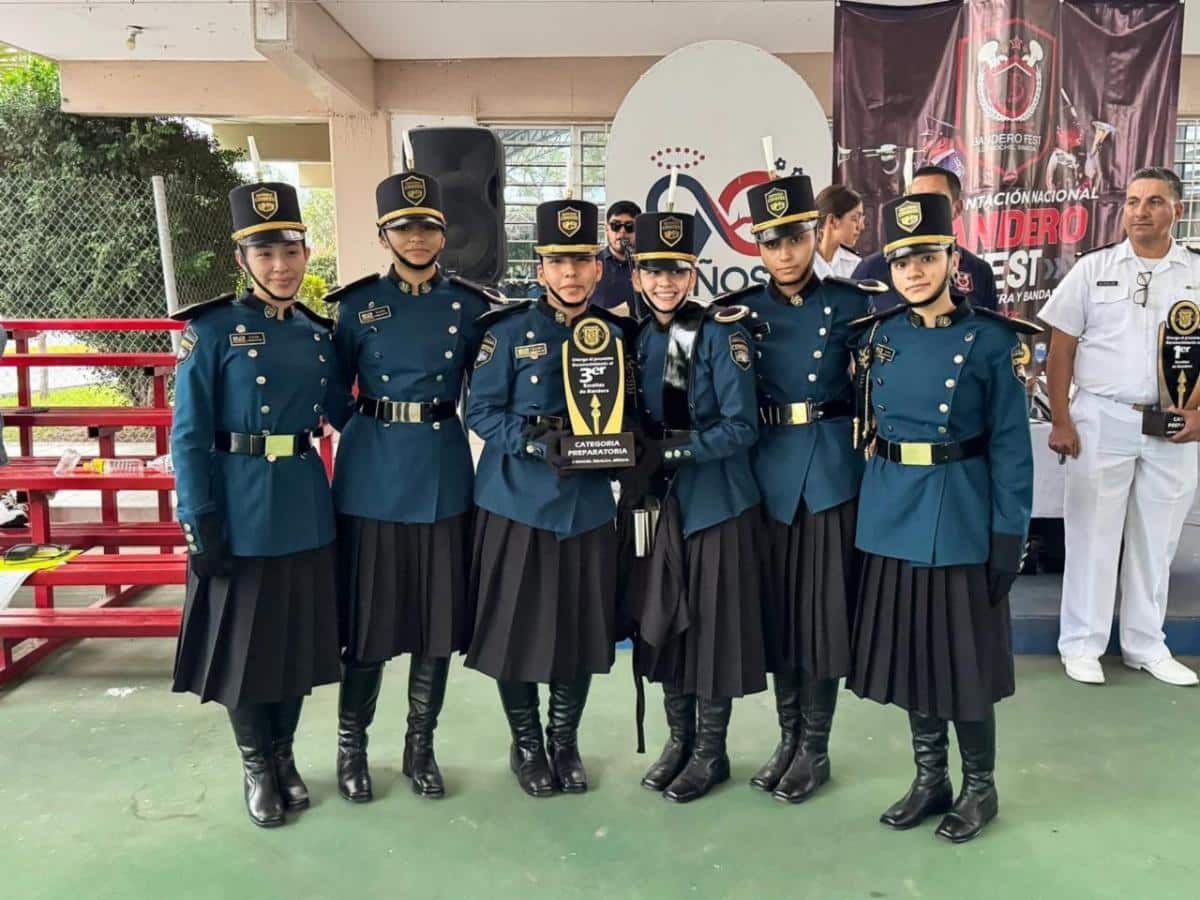 Obtienen alumnas de Cobach Sonora tercer lugar en concurso nacional de escoltas