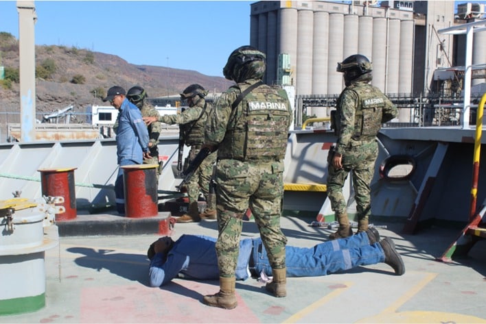 Desarrollan simulacro nivel III en Asipona 2 337 2