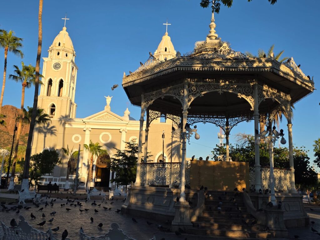 Iniciarán rescate del kiosco e iglesia San Fernando 2 364 1