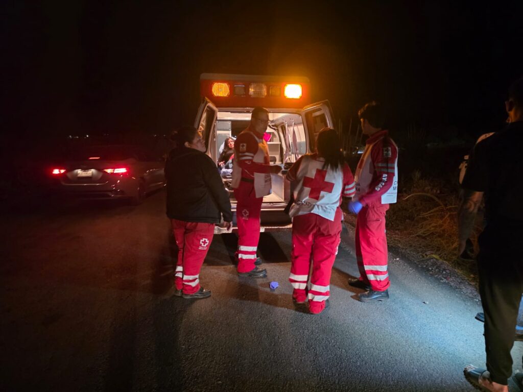 Resulta mujer lesionada en accidente 3 413 1