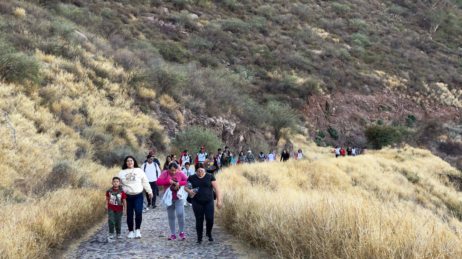 Ascenderán al cerro microondas