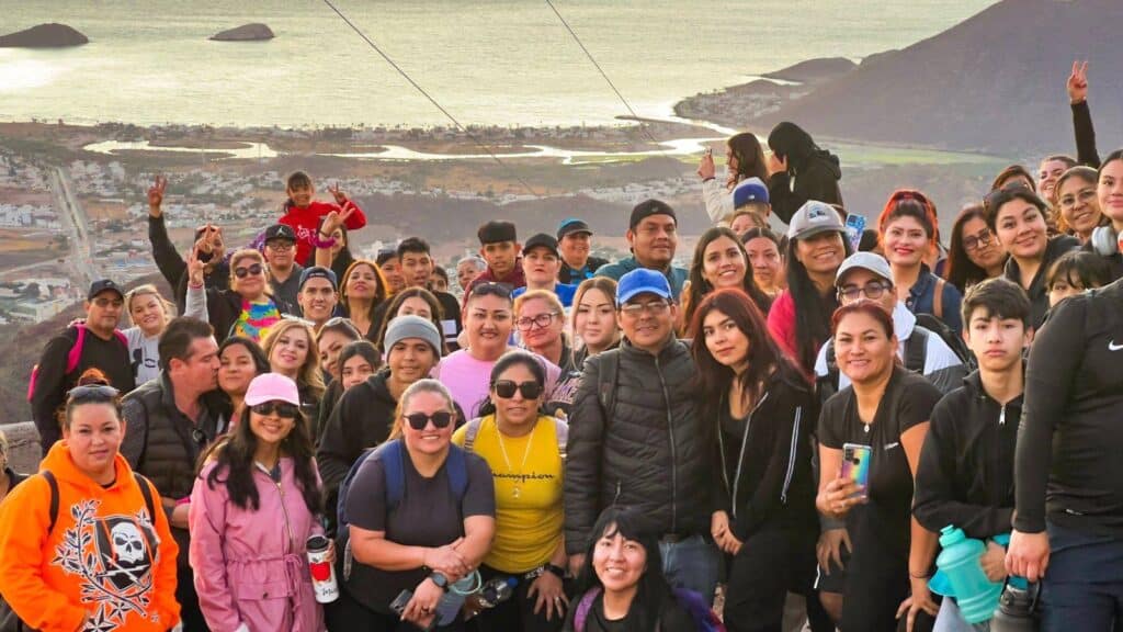 Ascenderán al cerro microondas 2 417