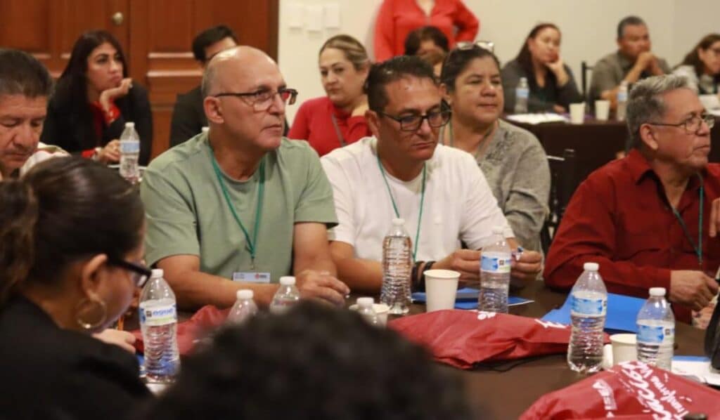 Realiza ISEA Encuentro Estatal “Retos del Rezago Educativo: Un camino hacia el bienestar social” 2 424