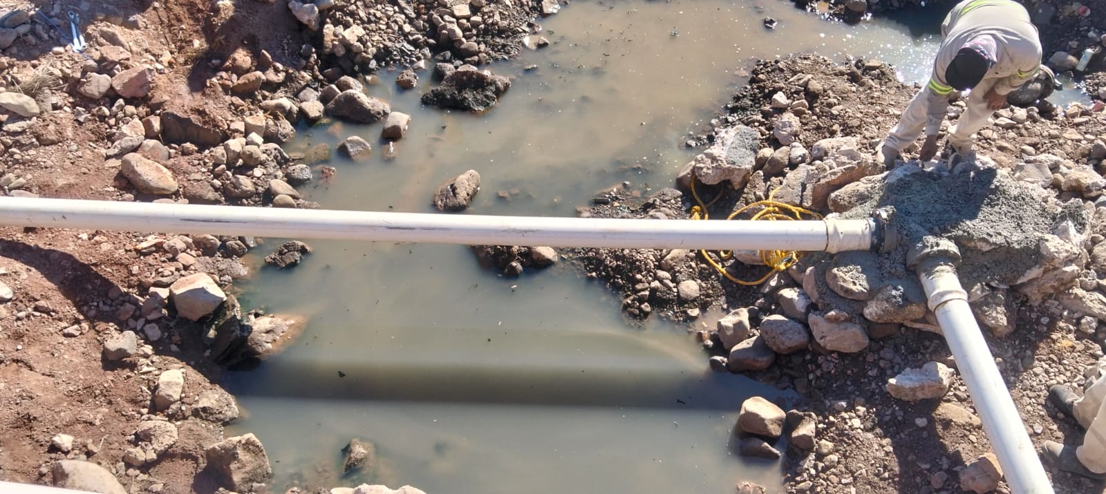 Coadyuva CEA para eliminar drenaje en playas