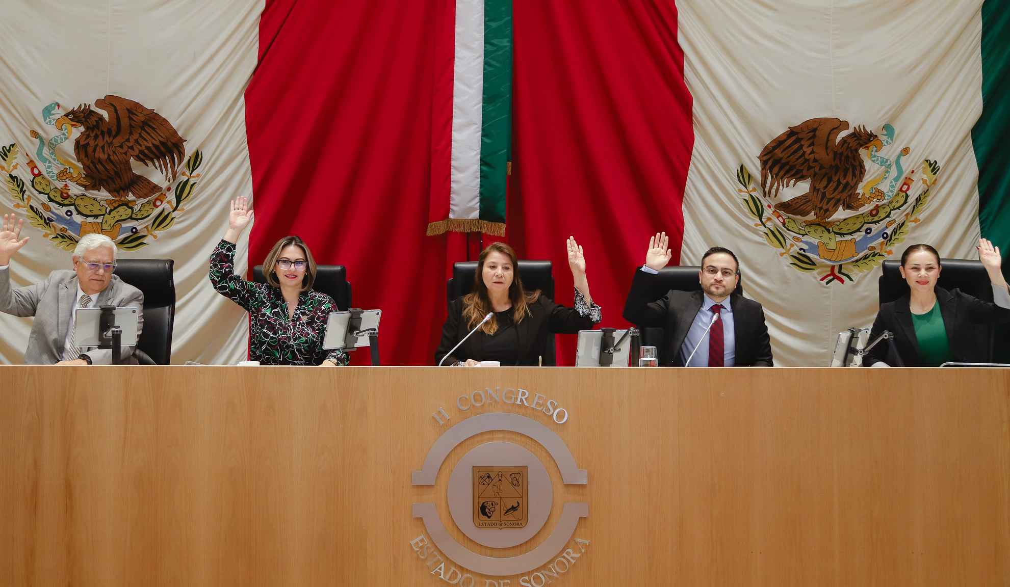 Instala Congreso de Sonora Mesa Directiva de la Diputación Permanente