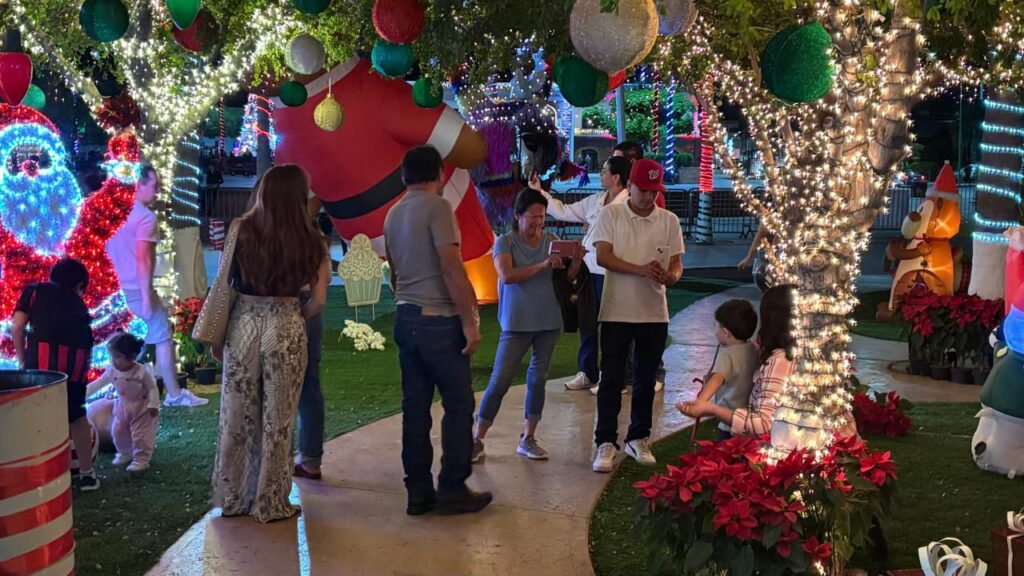 Disfrutan familias la ‘Navidad del Pueblo’: Alcaldesa Karla Córdova 4 486