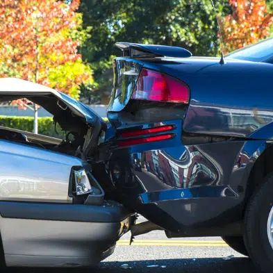 Se registra triple choque de autos 1 triple choque