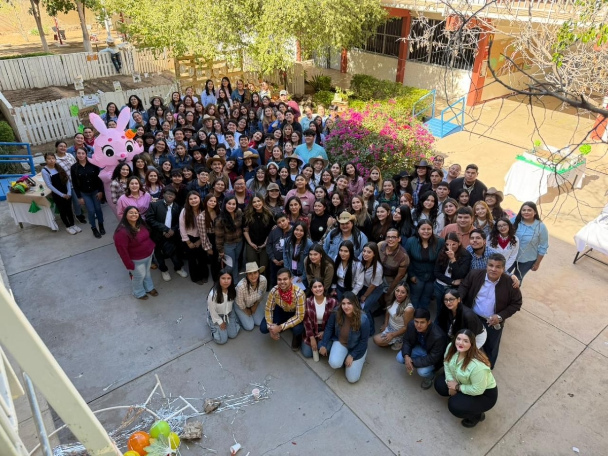 Estudiantes de la Normal del Estado fortalecen su formación integral con huerto escolar: Creson