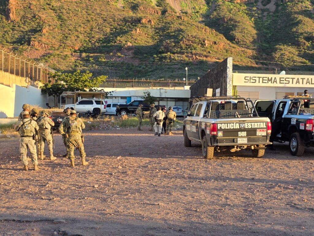 Realizan cateo en el Cereso de Guaymas 4 78
