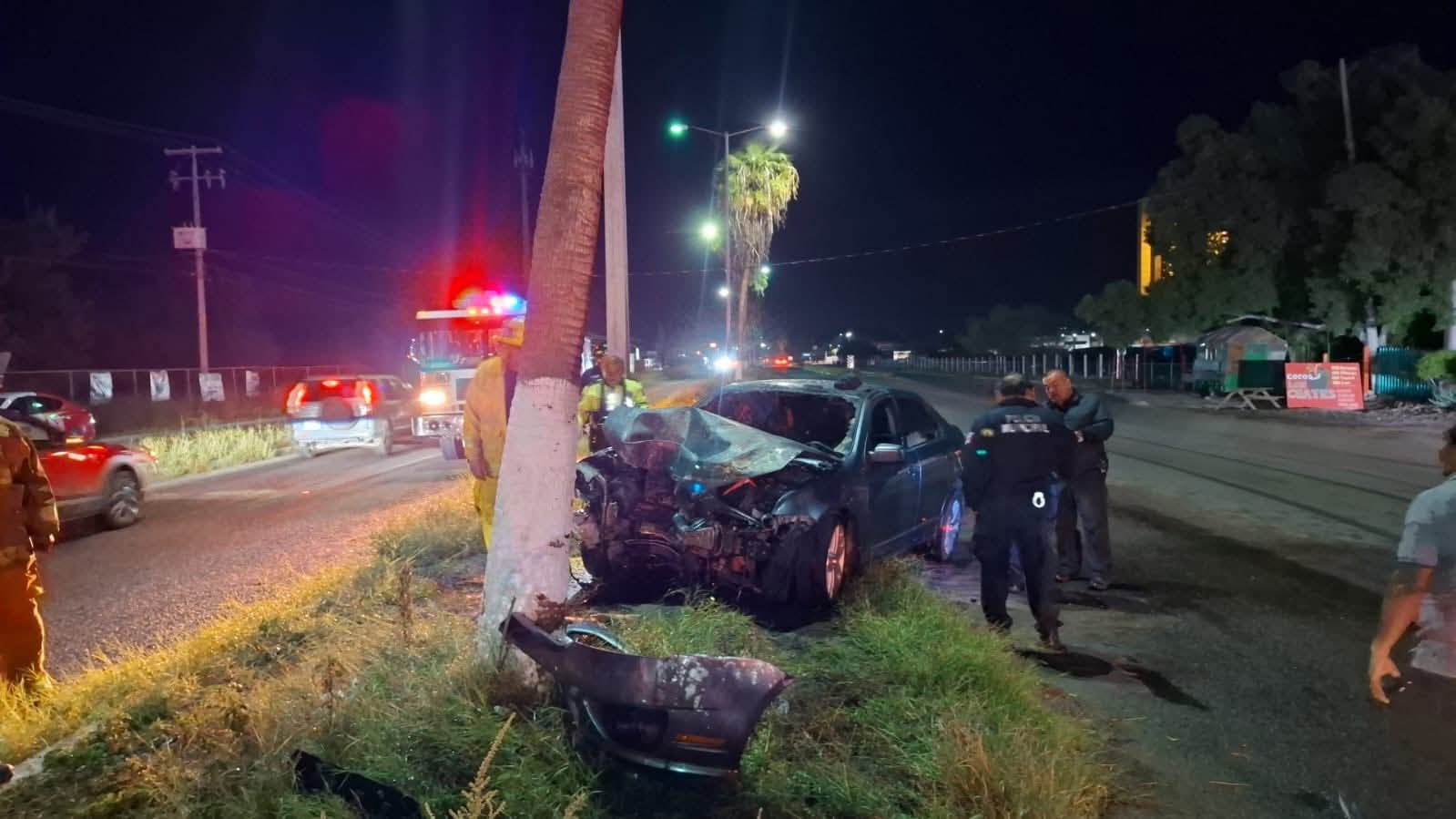Pareja lesionada en aparatoso choque en San Carlos