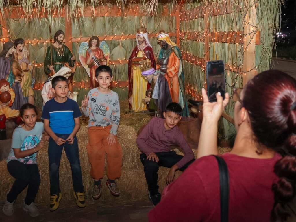 30 mil personas disfrutan la Navidad del Pueblo 3 FB IMG 1766446656385