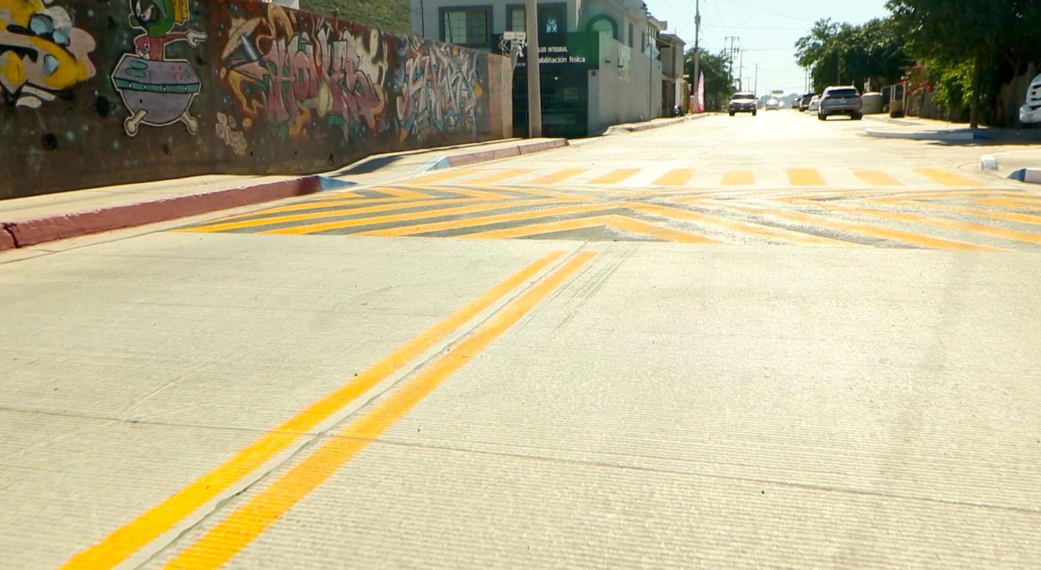 Cumplen con pavimentación en La Popular