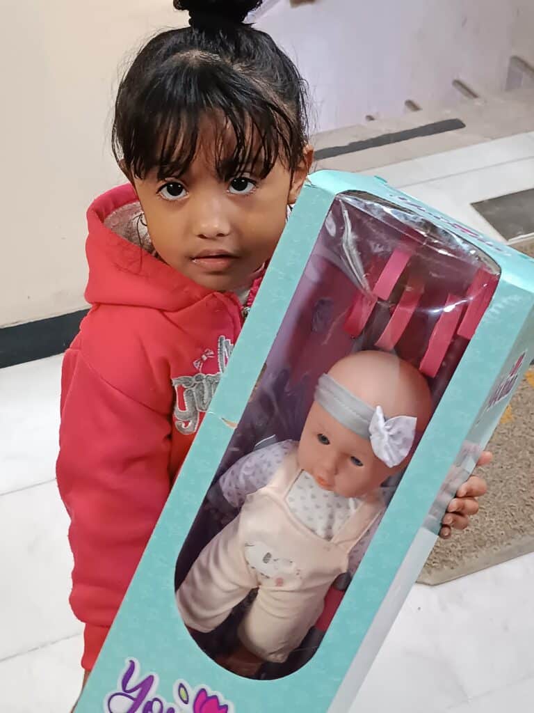 FM105 regala sonrisas 7 IMG 20251223 WA0058 1