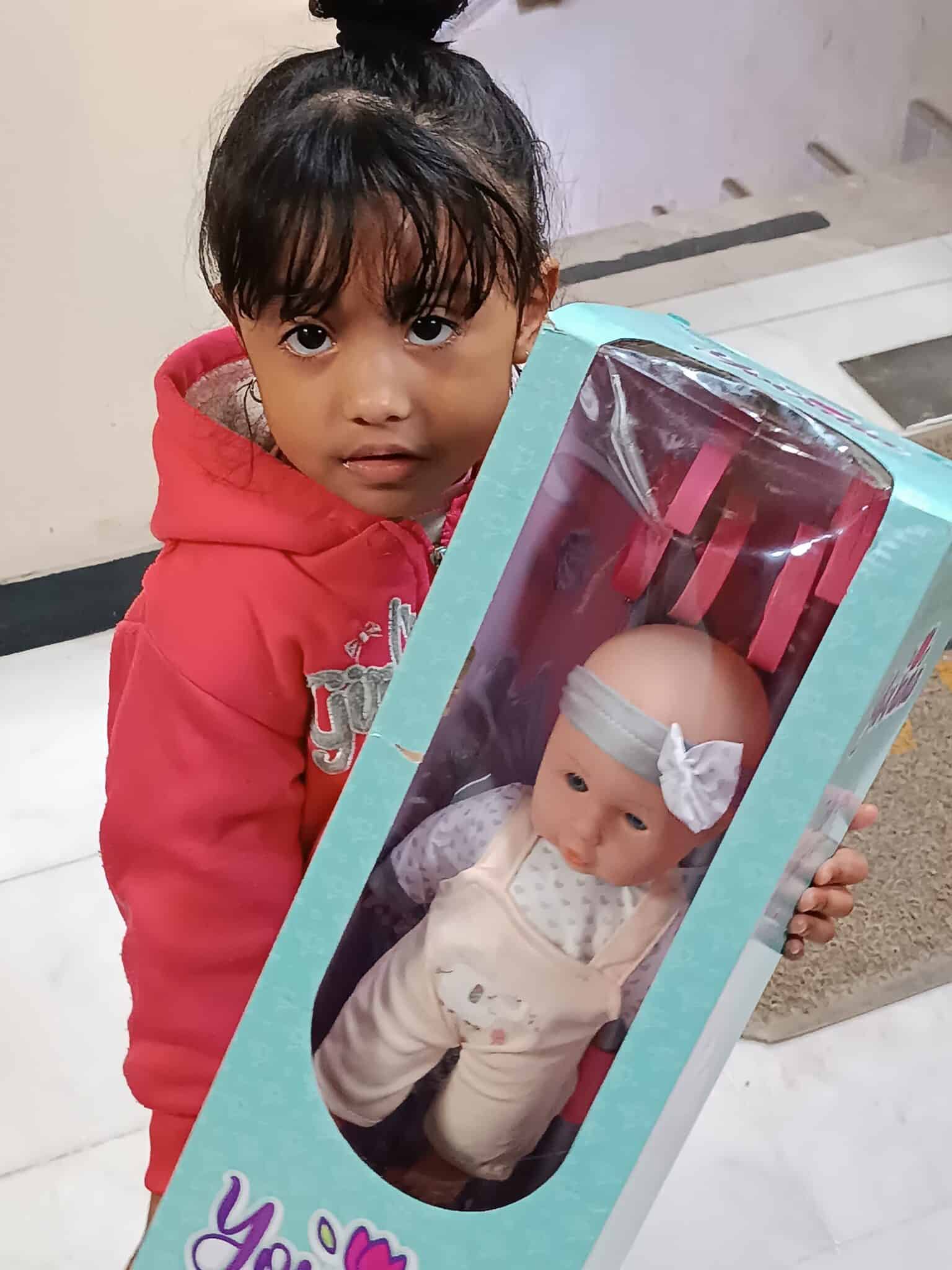 FM105 regala sonrisas