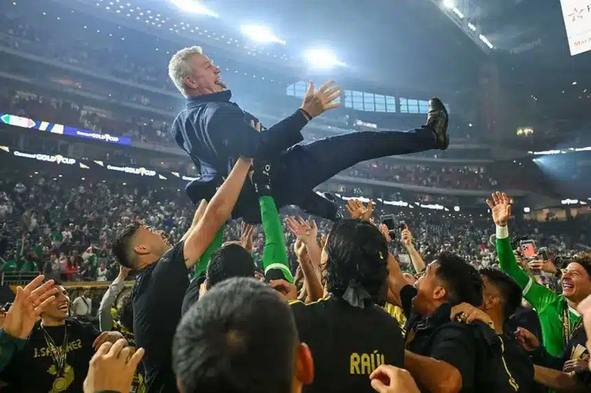 Javier Aguirre entra al top 10 mundial de los mejores entrenadores en 2025