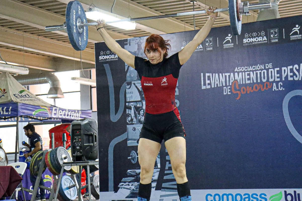 Brillan pesistas sonorenses en el Estatal Abierto de Halterofilia