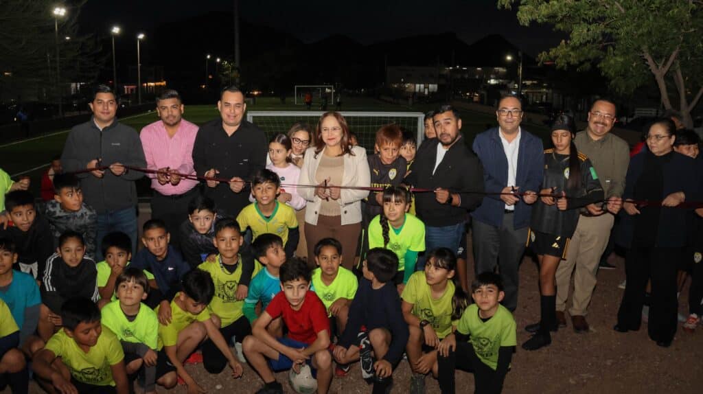 Le cumplen a la comunidad deportiva 3 331 1