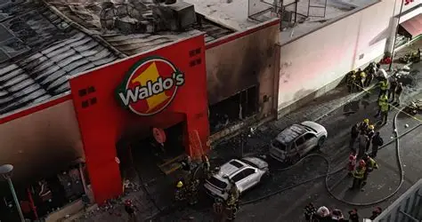 FGJES obtiene vinculación a proceso en contra de seis personas y la persona moral de la tienda Waldos por siniestro en Hermosillo 1 4