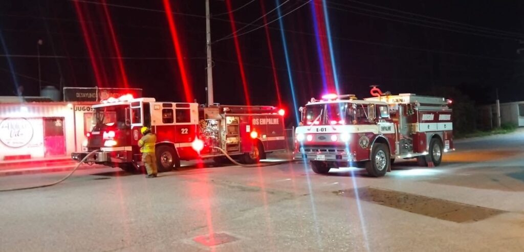 Destruye incendio vivienda en Empalme 4 41