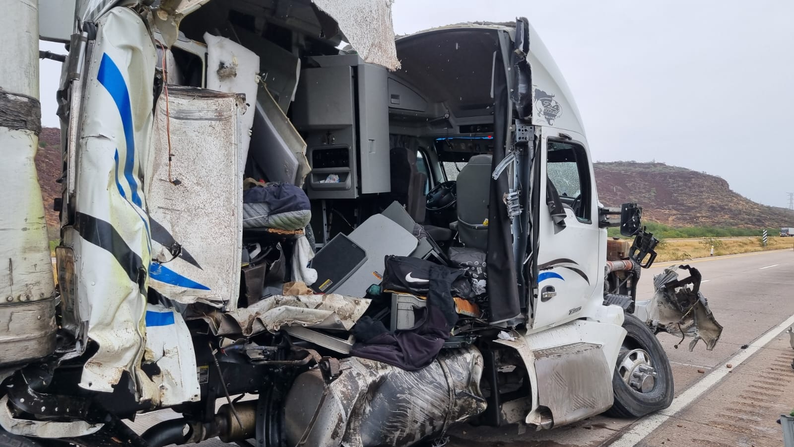 Resultan dos personas lesionadas en fuerte encontronazo