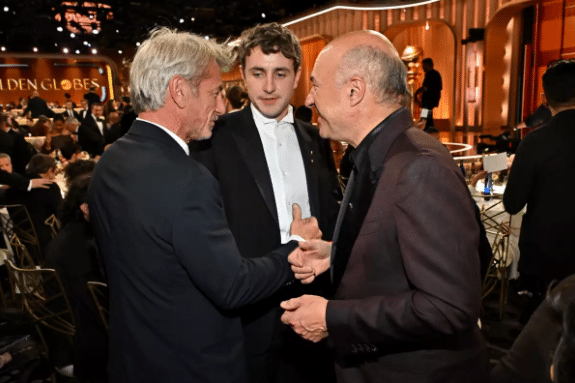 Sean Penn rompe regla en Golden Globes y es ampliamente criticado 1 Sean Penn