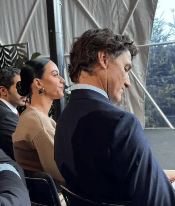 Katy Perry brilla como “primera dama” de Justin Trudeau en Davos 1 Katy Perry