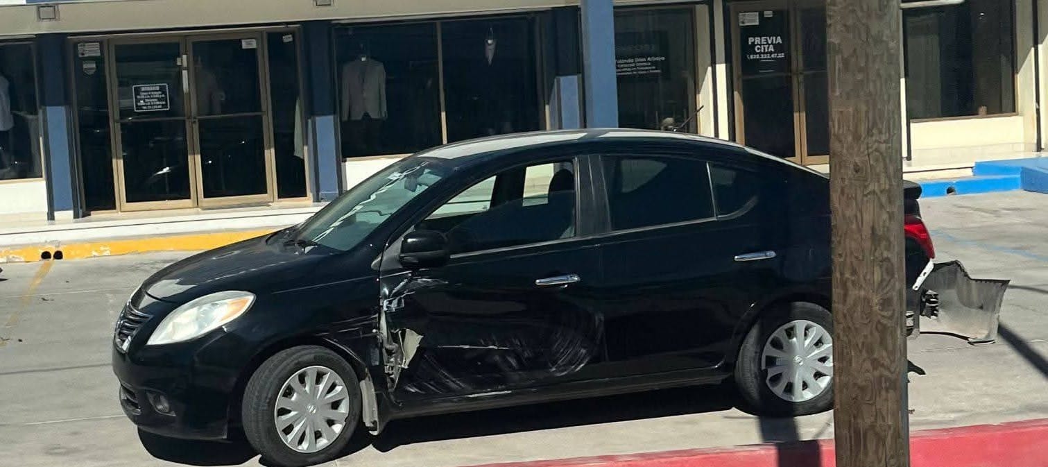 Se registra triple choque de autos