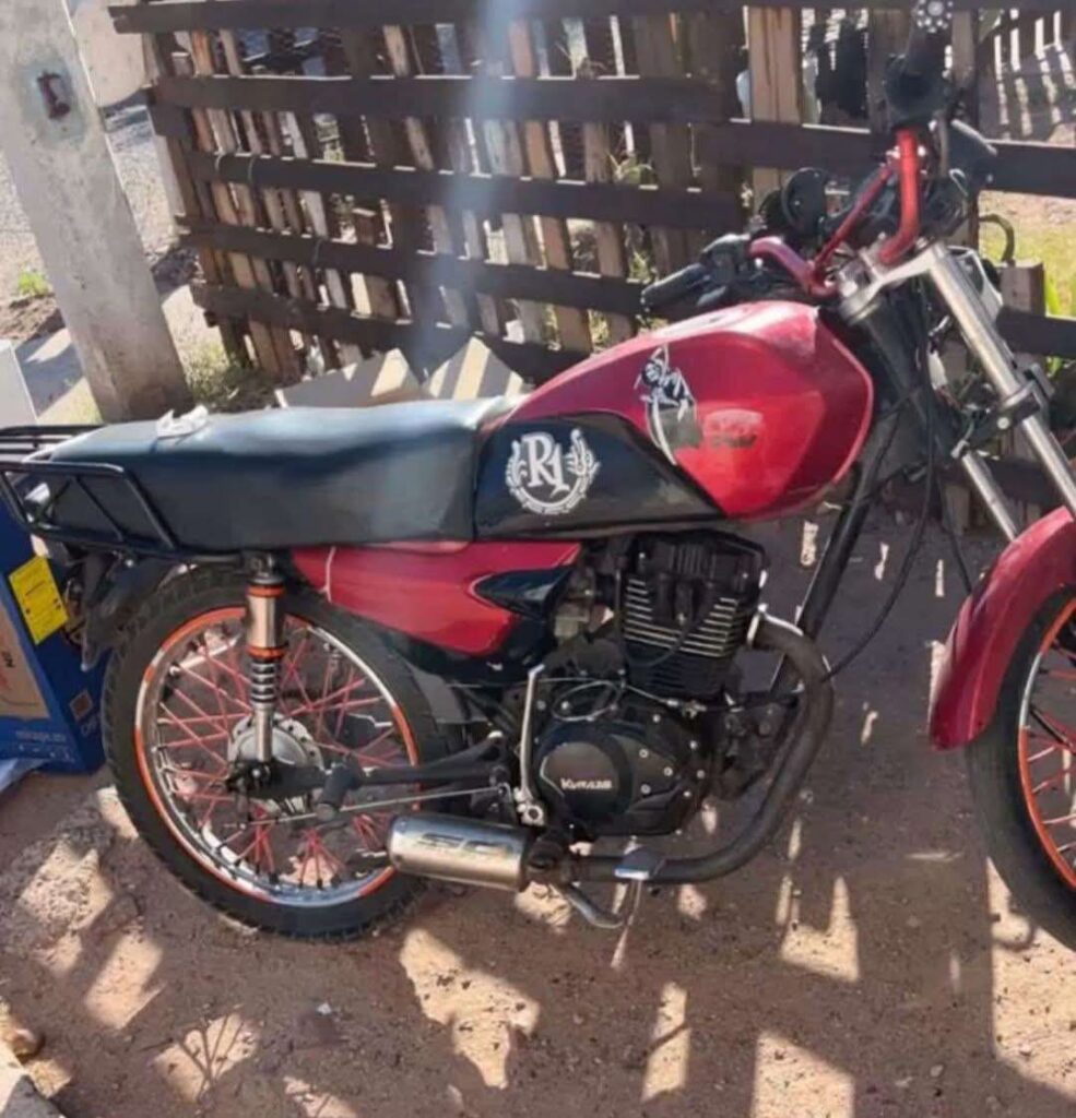 Hurtan motocicleta 1 motocicleta