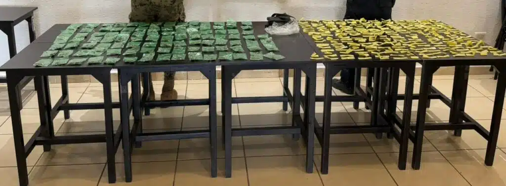 Incautan más de 340 envoltorios de droga 1 envoltorios