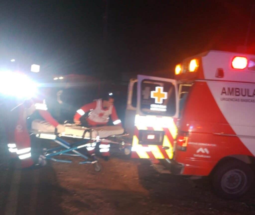 Auto fantasma embiste a motociclista 1 motociclista