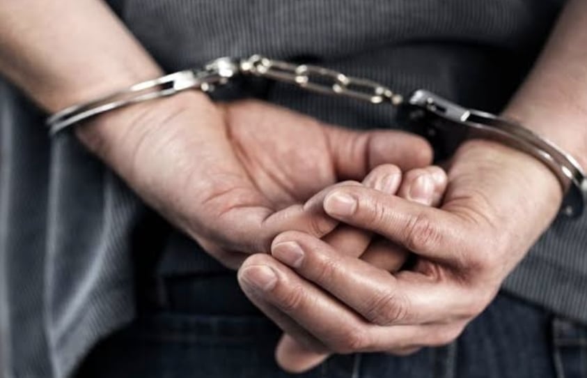 Detienen a adolescente con arma de postas