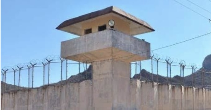 Vinculan a proceso a madre y tías de Carlos Israel