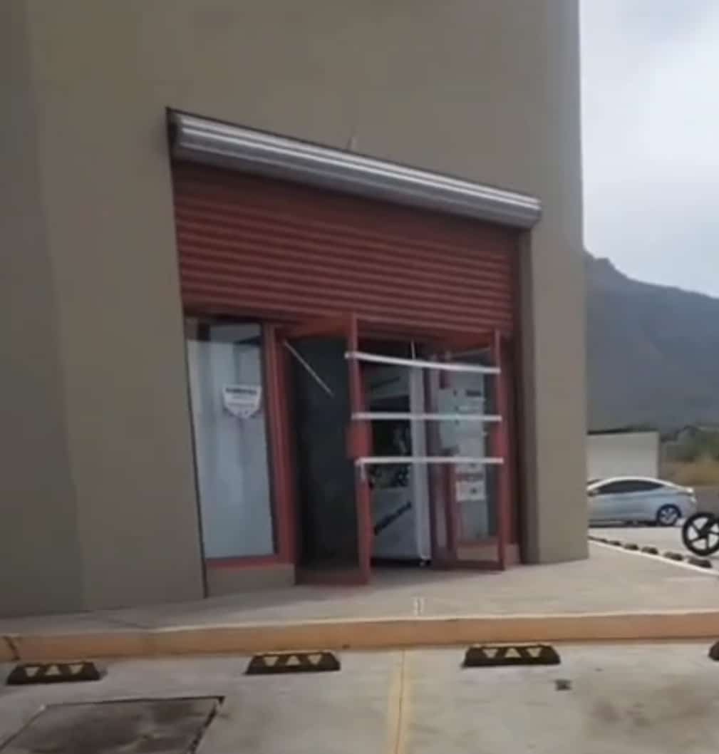 Waldos intenta regularizarse