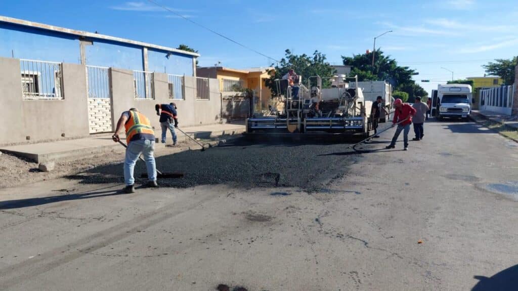 Culminan 2 importantes obras de recarpeteo en la ciudad 2 obras