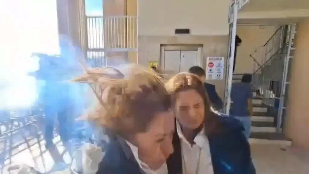 Vídeo: Atentan con explosivo contra diputada en el Parlamento de Honduras 2 explosivo