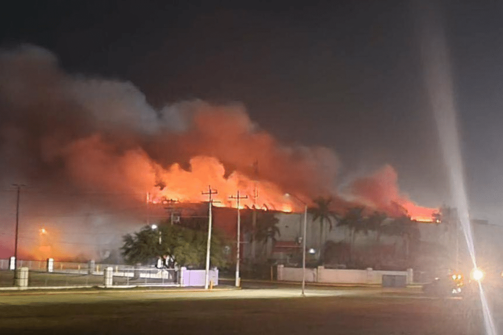 Incendio en maquiladora de Matamoros deja tres bomberos muertos 1 image 104