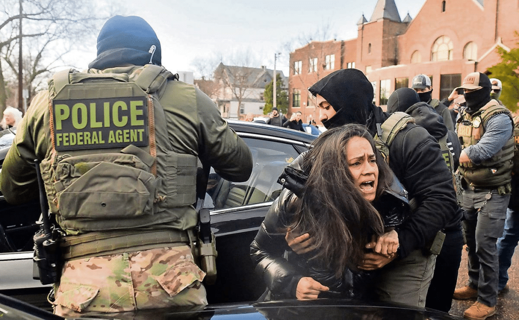 Líder del ICE abandona Minneapolis entre críticas por muertes de civiles en operativos 3 image 188