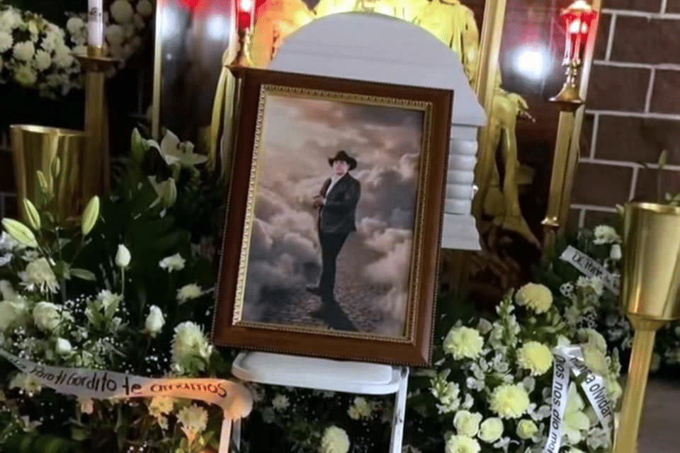 Salamanca despide entre dolor y exigencia de justicia a víctimas de la masacre en Loma de Flores 1 image 231