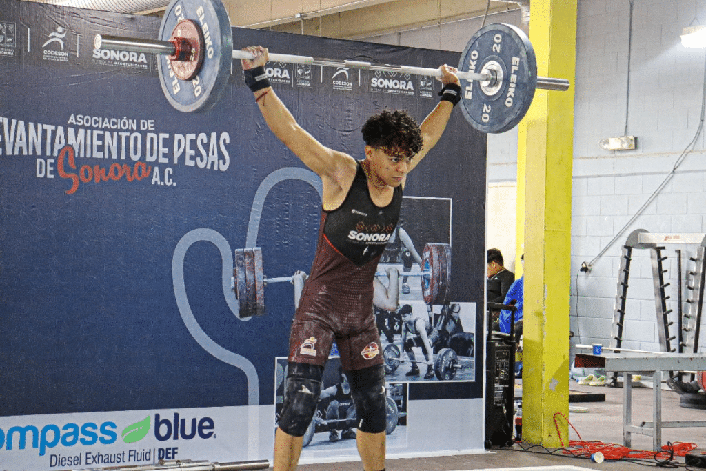 Brillan pesistas sonorenses en el Estatal Abierto de Halterofilia 1 image 27