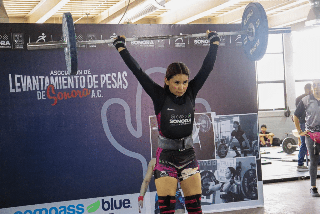 Brillan pesistas sonorenses en el Estatal Abierto de Halterofilia 3 image 29