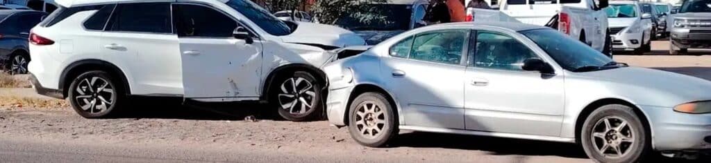 Triple choque de vehículos en San Carlos 1 choque