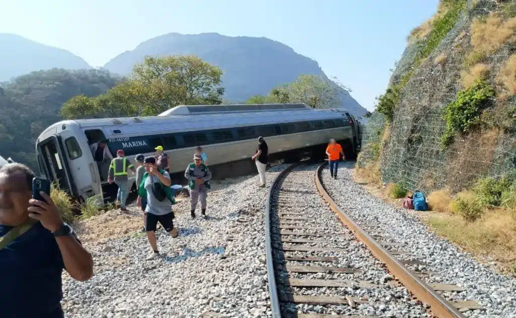 Aún no hay dictamen final sobre el descarrilamiento del Tren Interoceánico, confirma la Semar