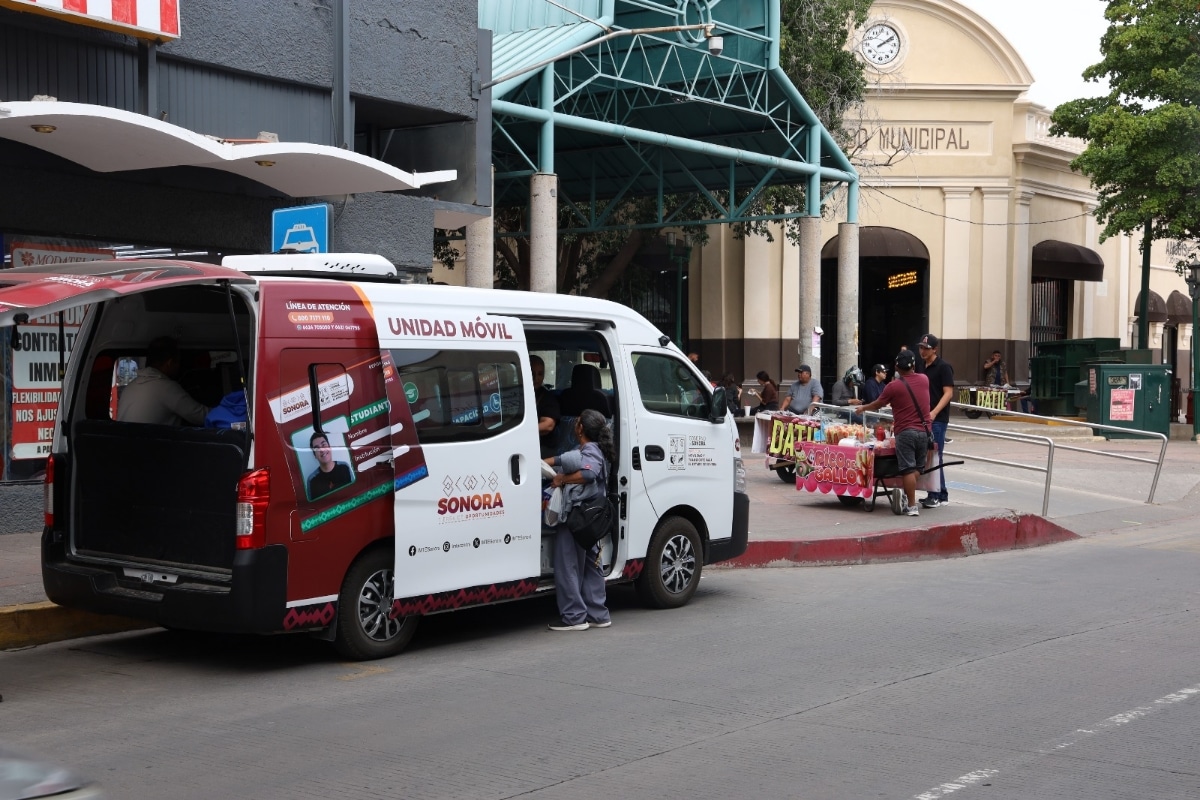 Unidades móviles continúan credencializando a usuarios de transporte urbano en Hermosillo