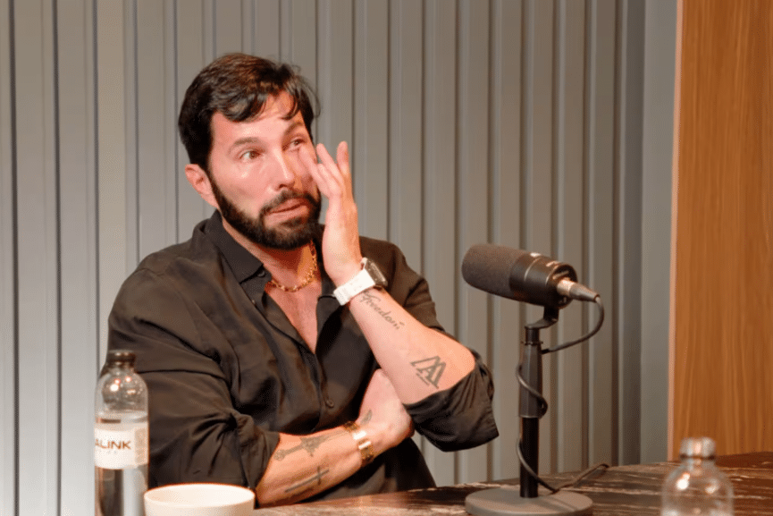 Poncho de Nigris llora ante el temor de fracasar en el box 1 Poncho